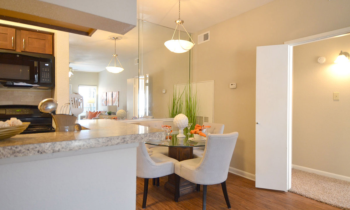 Features  4 | Ascot Court Apartments Jersey Village Apartments